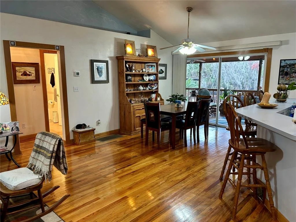 Photo of 55730 HOLIDAY  CIRCLE