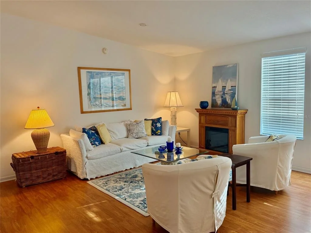 Photo of 730 GLORIOSA ROAD