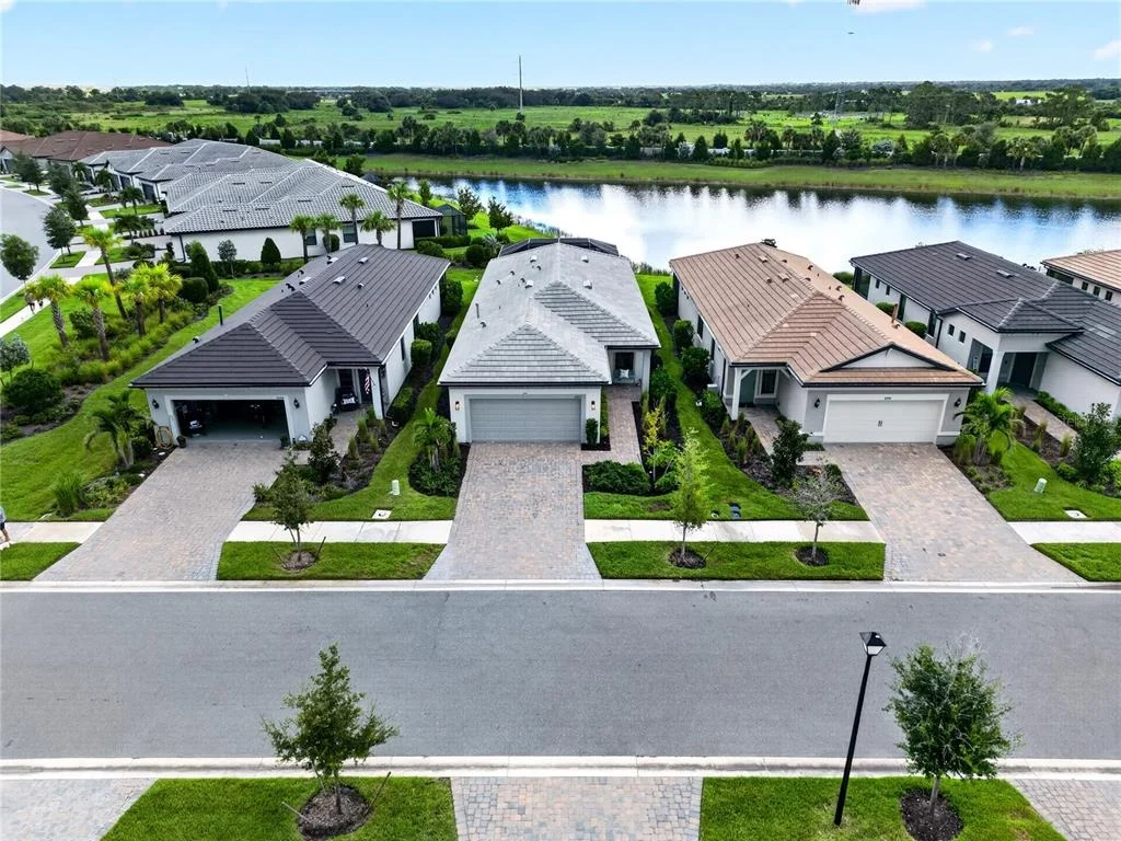 Photo of 6204 FISH EAGLE COURT