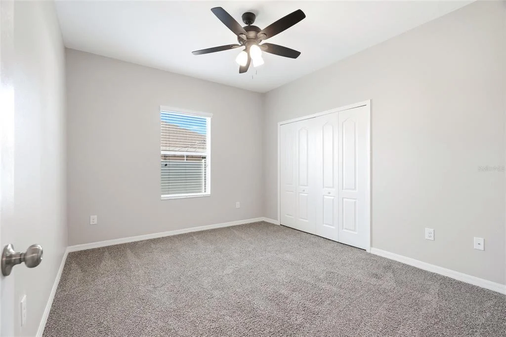 Photo of 909 MEADOW GLADE DRIVE