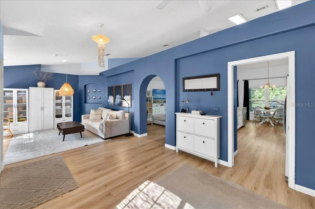 Photo of 5068 ALAMANDA DRIVE