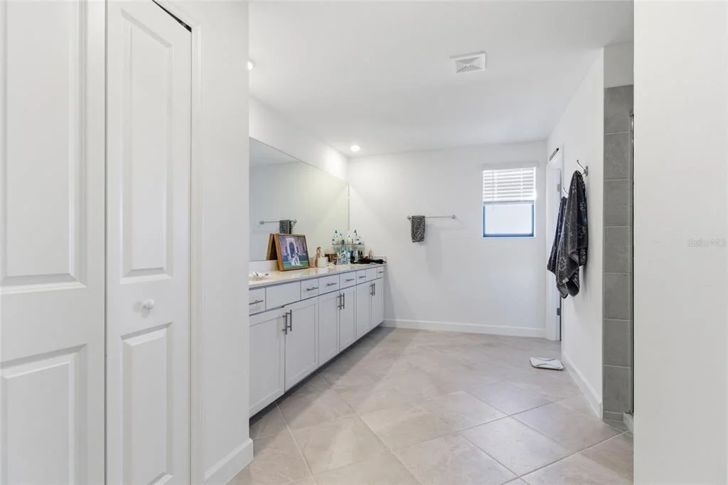 Photo of 14968 SERENE SHORES LOOP