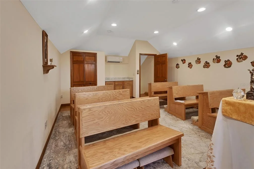 Photo of 443 JUNIPER LANE
