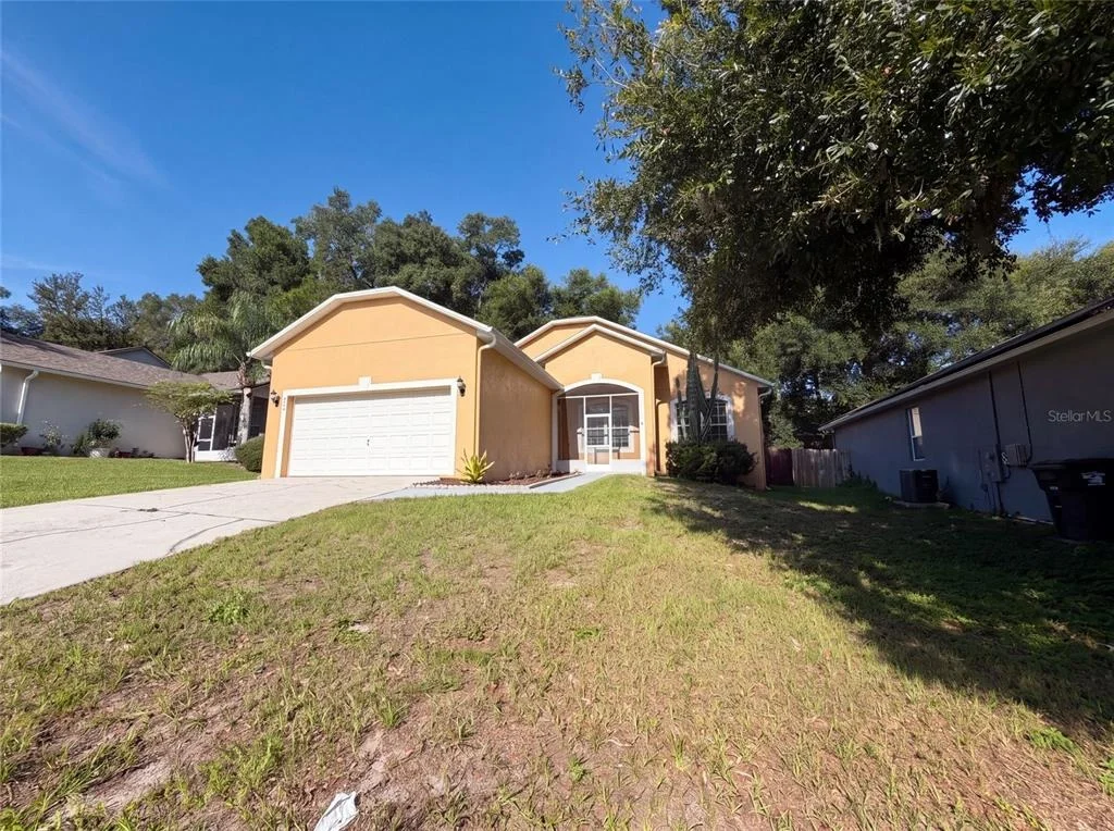 Photo of 826 HILLY BEND DRIVE