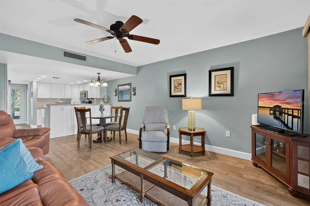 Photo of Unit B8 at 7265 A1A S