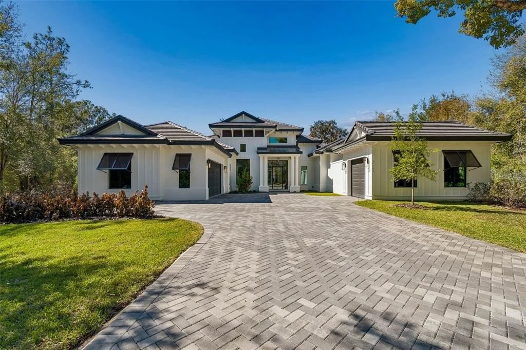 Photo of 17720 ROYAL EAGLE LANE
