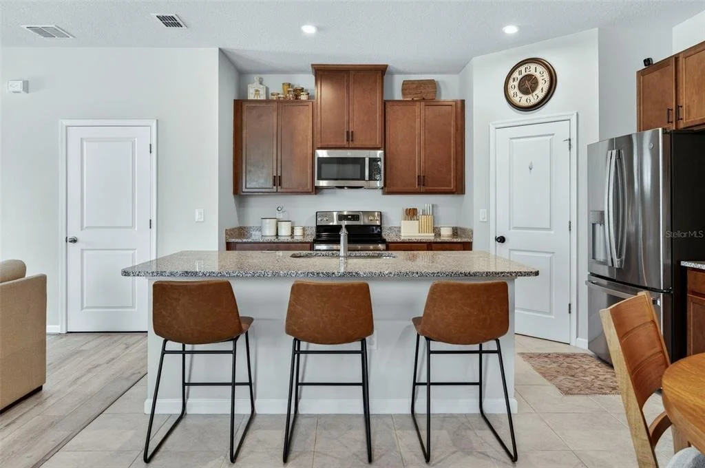 Photo of 381 CRESTWIND DRIVE
