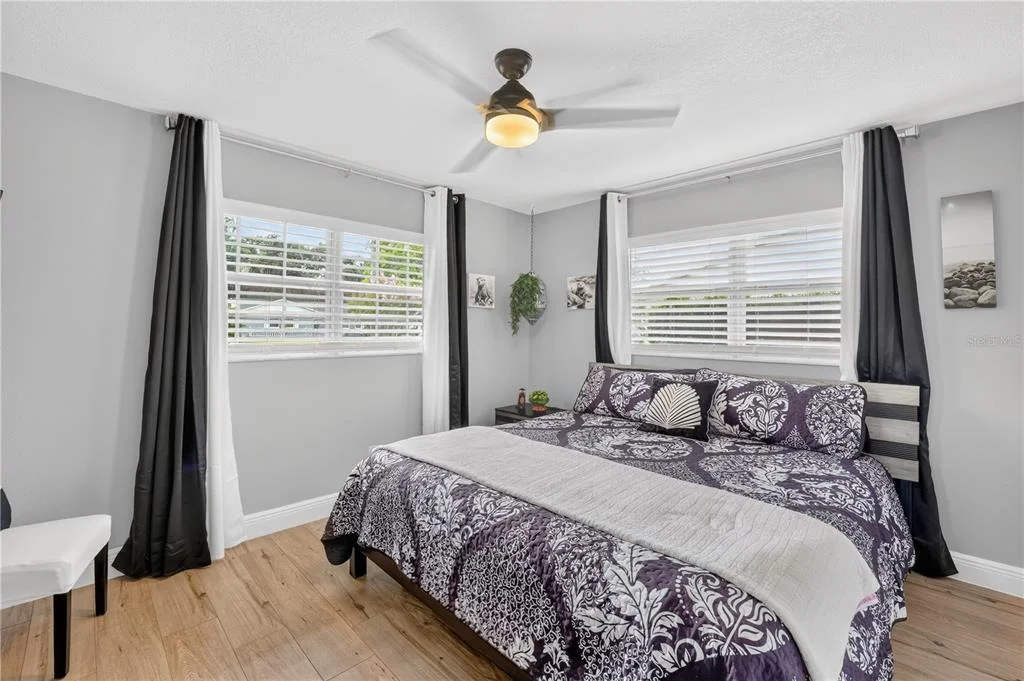Photo of 28050 LOIS DRIVE