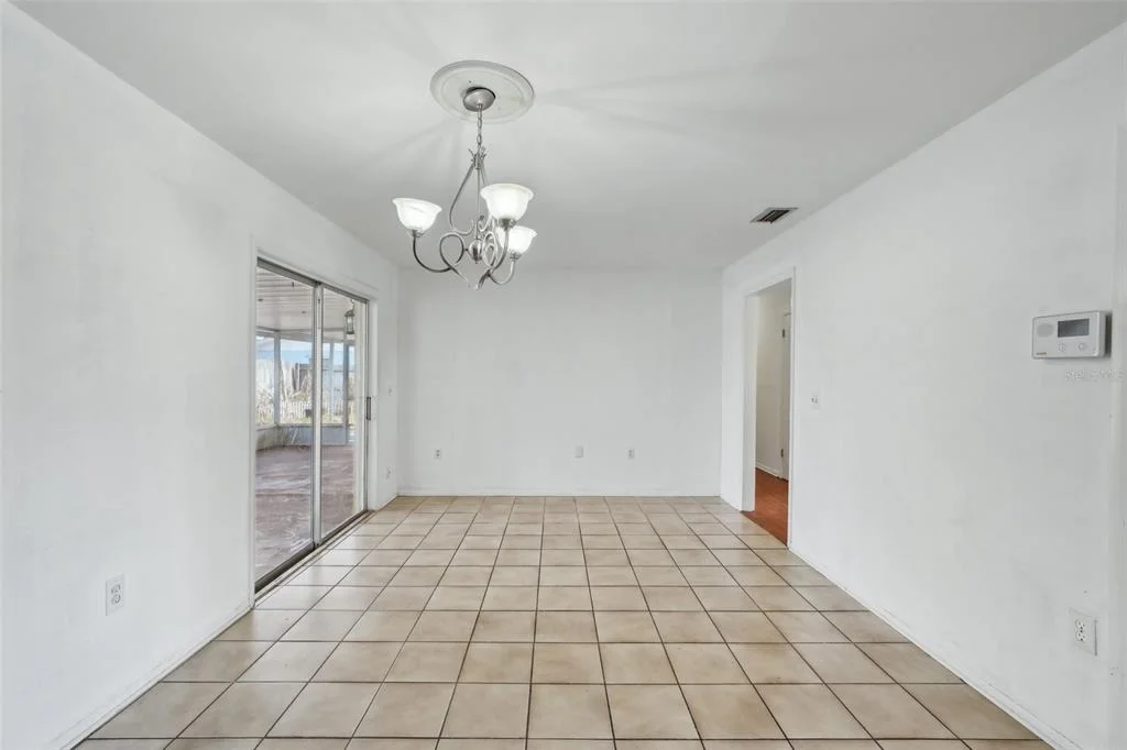 Photo of 503 HOLT CIRCLE