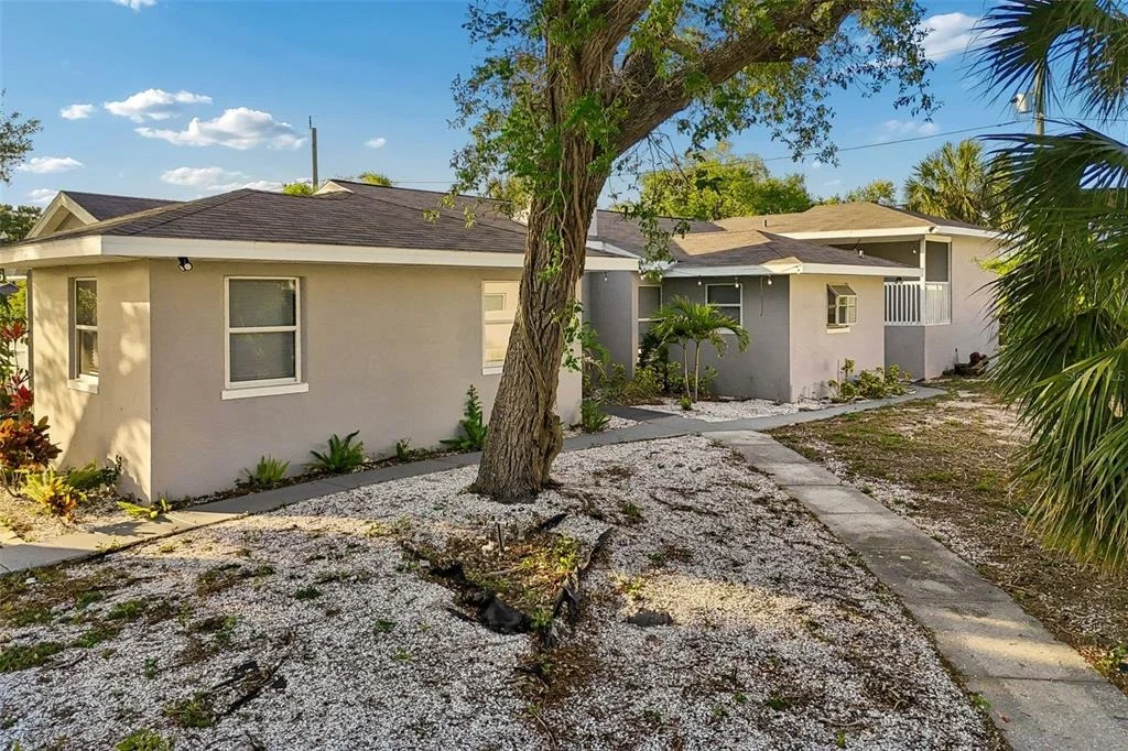 Photo of 125 HARBOR BLUFF DRIVE