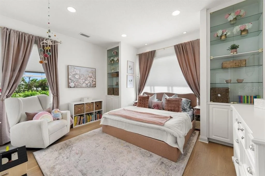 Photo of 626 RIVERSIDE DRIVE