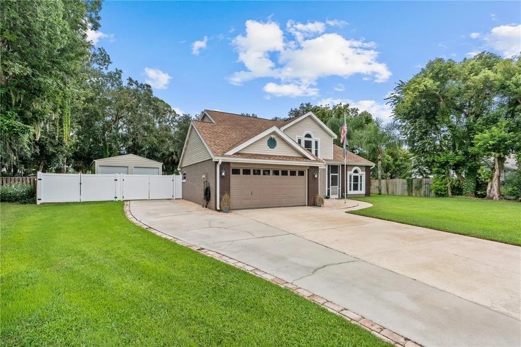 Photo of 460 CHAMPAGNE CIRCLE