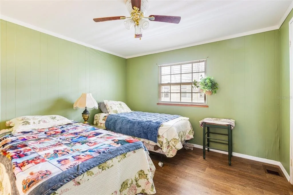 Photo of 412 VIVAR