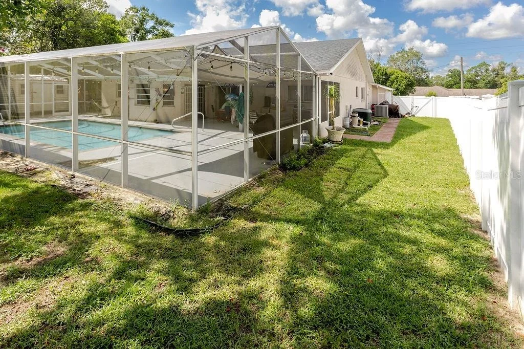 Photo of 2066 GOLD ROAD