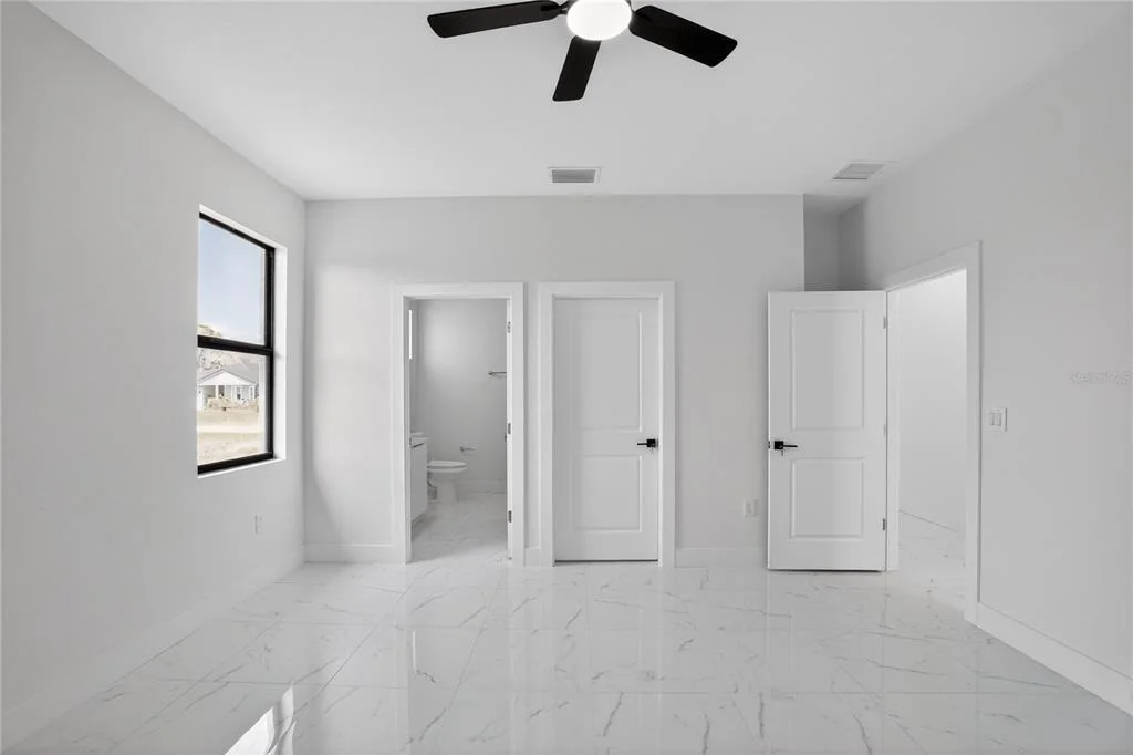 Photo of 336 SUNSET ROAD