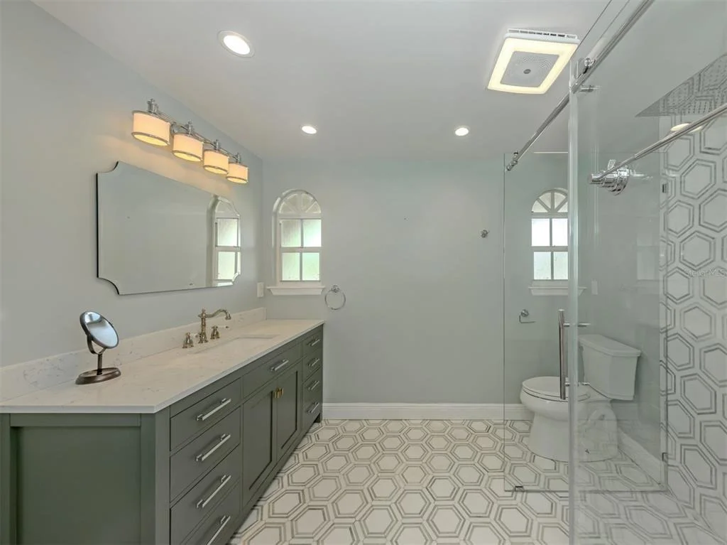 Photo of 1533 FUNDY ROAD