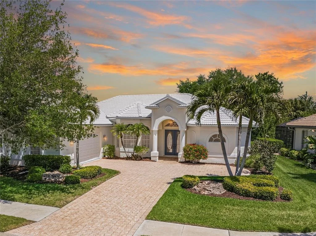 Photo of 4269 CORSO VENETIA BOULEVARD