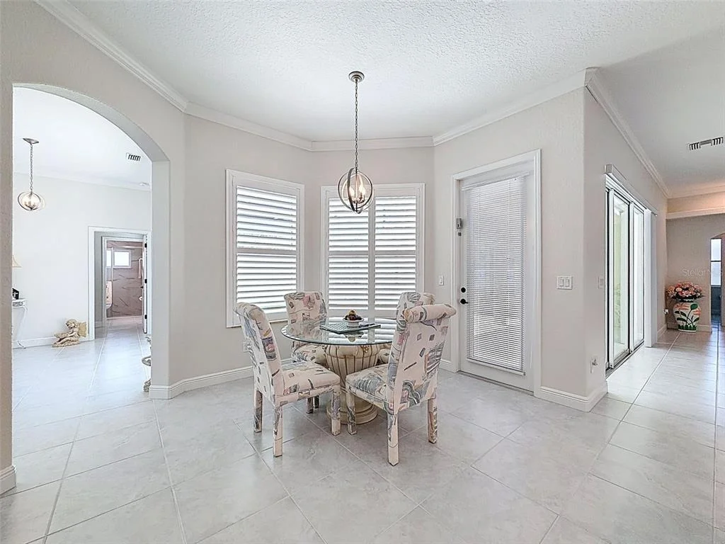 Photo of 1321 VALIANT AVENUE