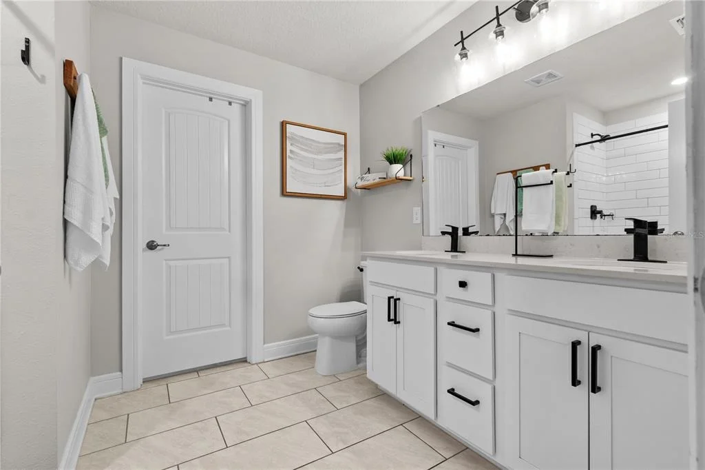 Photo of 9109 ROYAL RIVER CIRCLE