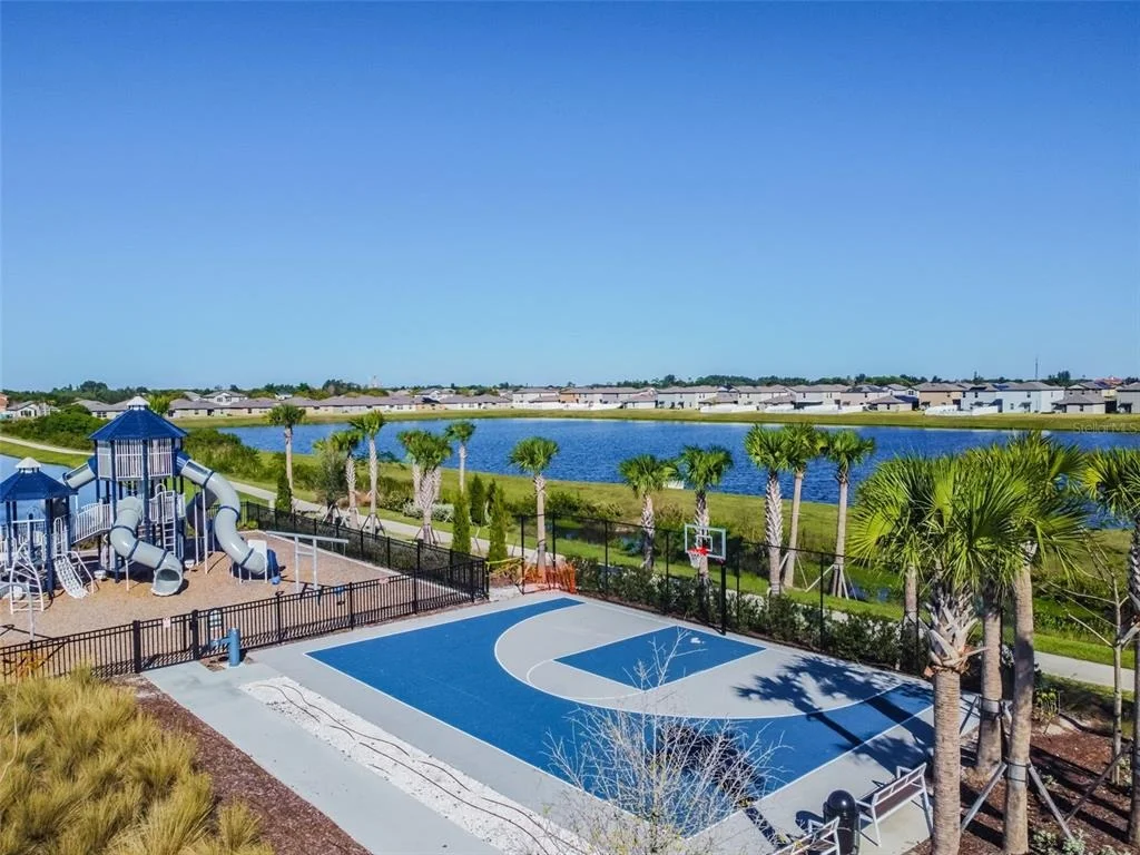 Photo of 575 OCEAN SPRAY DRIVE