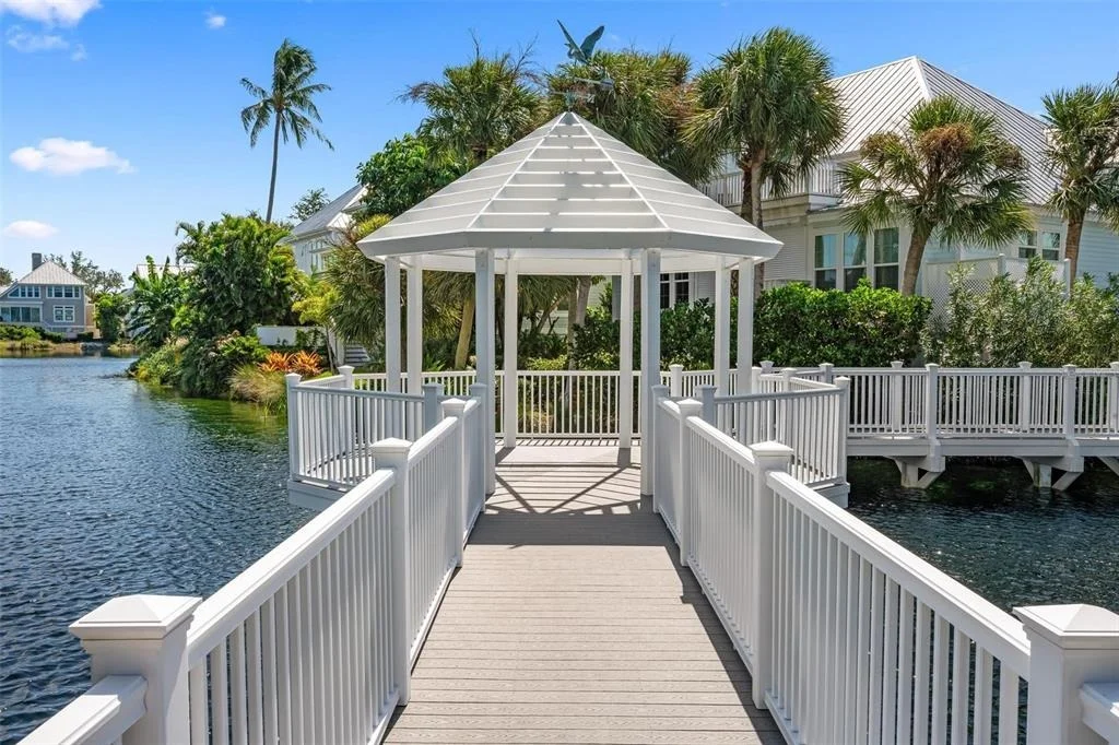Photo of 319 PILOT POINT LANE