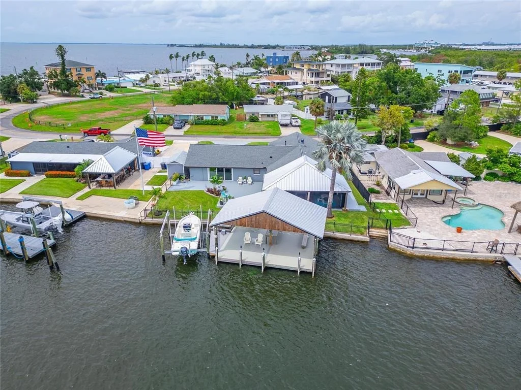 Photo of 3422 W SHELL POINT ROAD