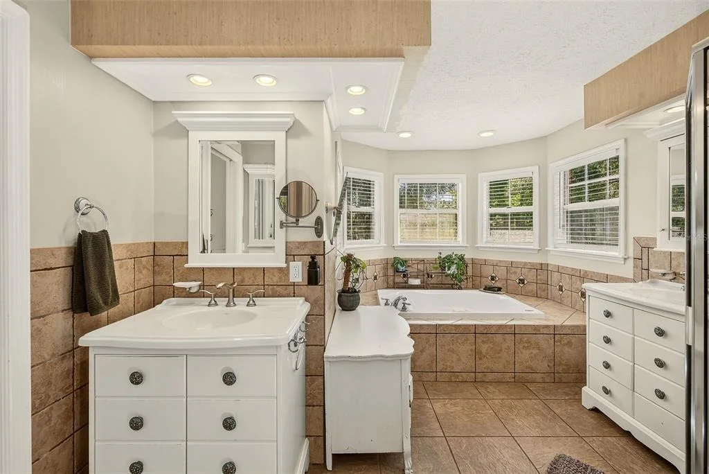 Photo of 807 CENTERBROOK DRIVE