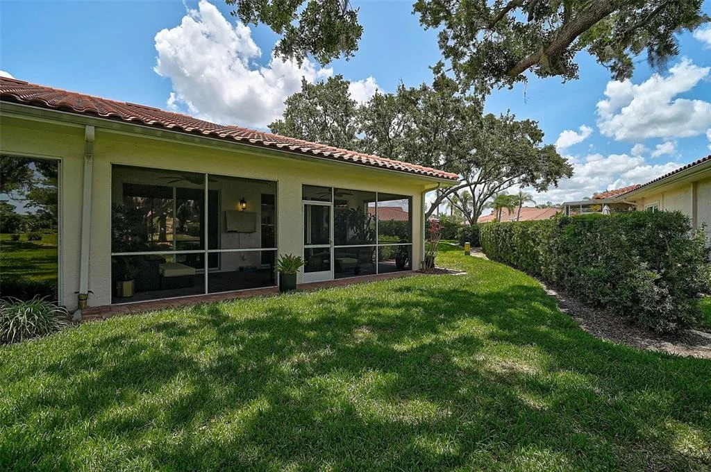 Photo of 7341 GOLF POINTE CIRCLE