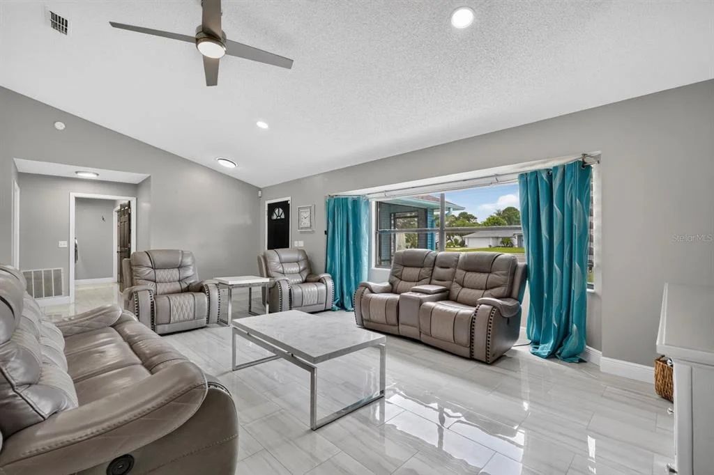 Photo of 1845 WILLOW OAK DRIVE