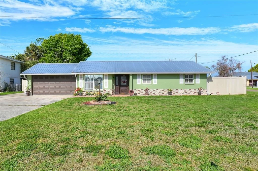 Photo of 6108 FAIRWAY BOULEVARD