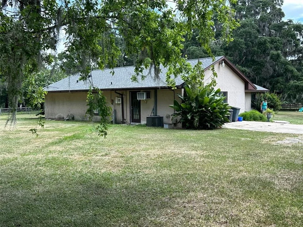 Photo of 4101 NW 89TH PLACE