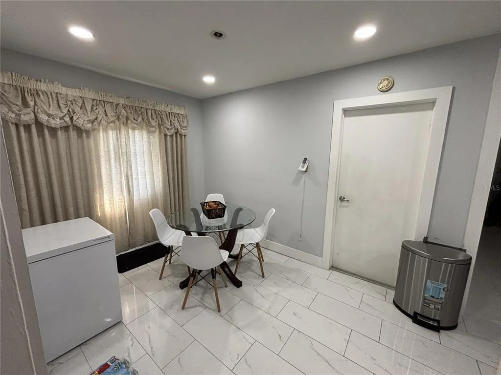 Photo of 1347 BUCKINGHAM DRIVE