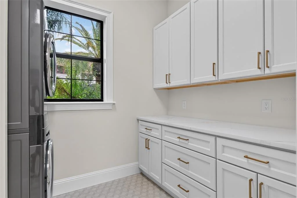 Photo of 656 TROPICAL CIRCLE