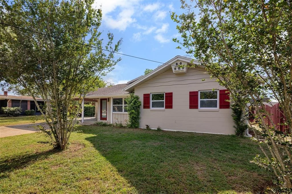 Photo of 525 OLOLU DRIVE