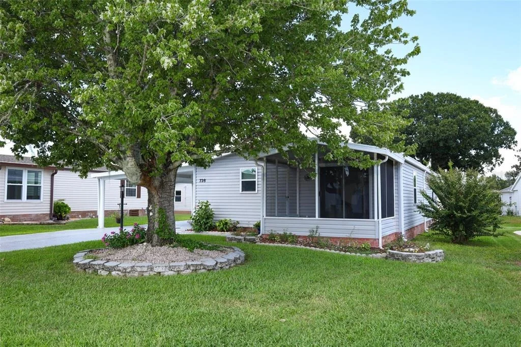 Photo of 728 PRADO DRIVE