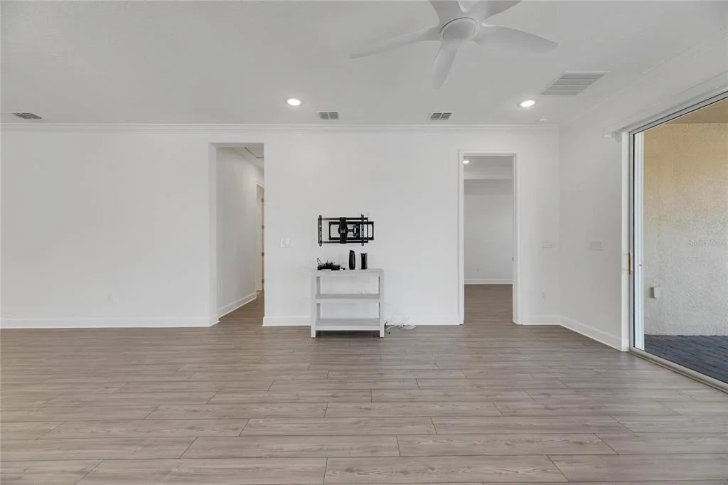Photo of 923 SIGNET DRIVE