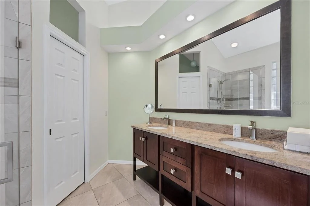 Photo of 7916 HAMPTON COURT