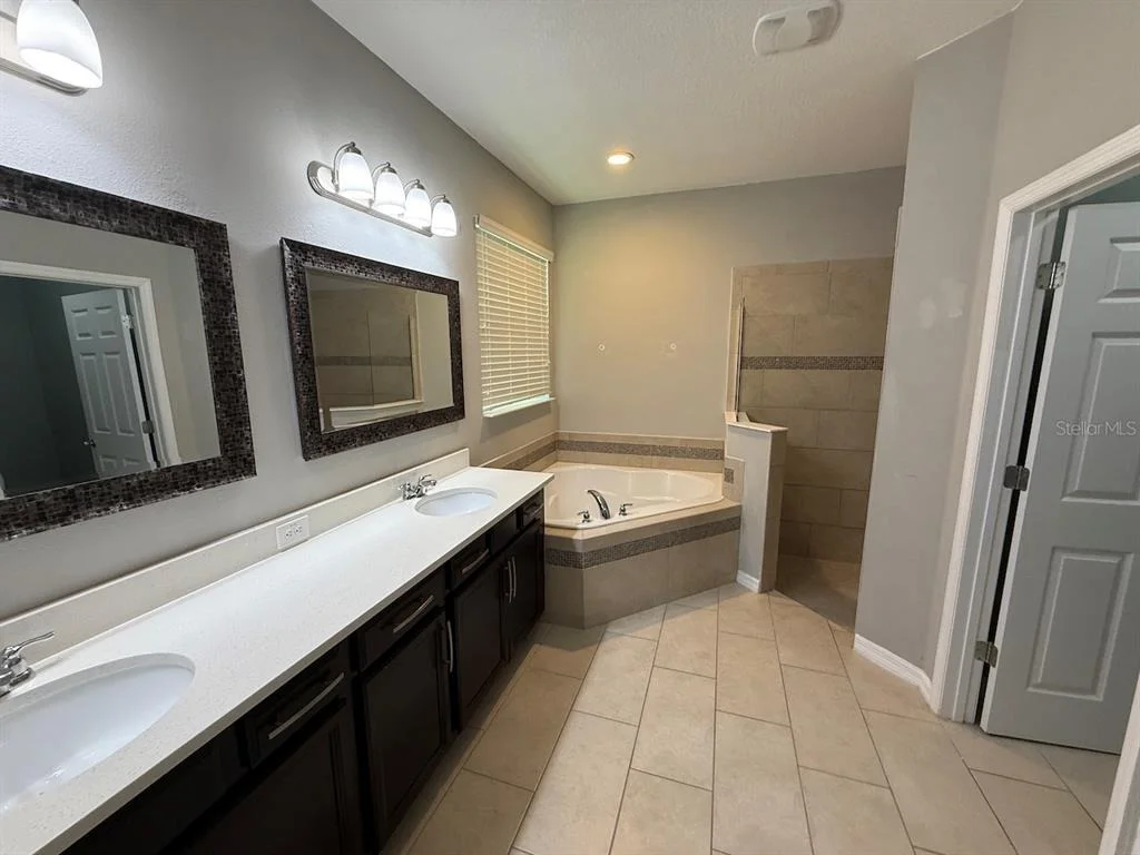 Photo of 5251 VILLA ROSA AVENUE