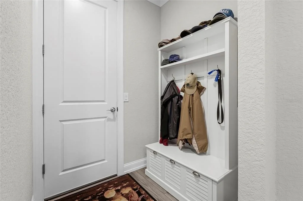 Photo of 617 MISTIFLOWER CIRCLE