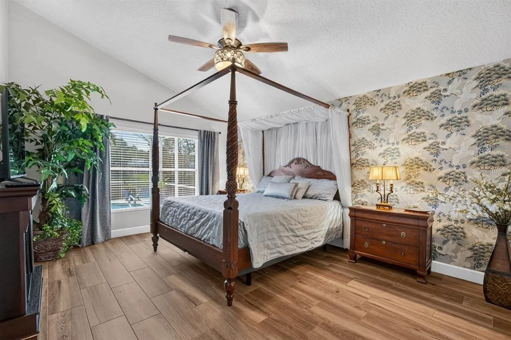 Photo of 1234 CROWN POINTE LANE