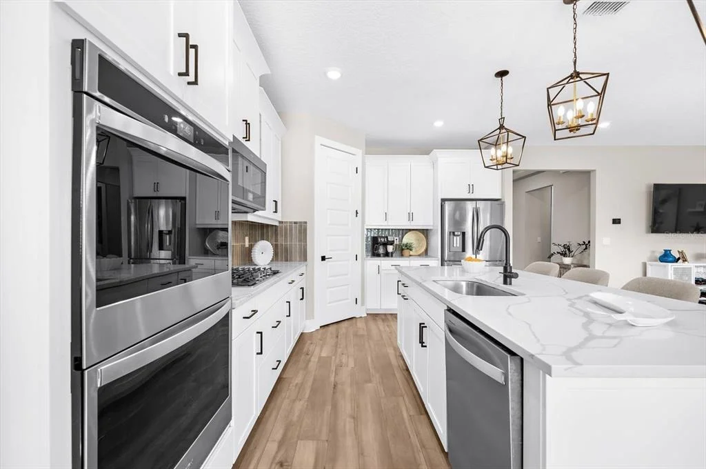 Photo of 13832 GREEN HAMMOCK PLACE