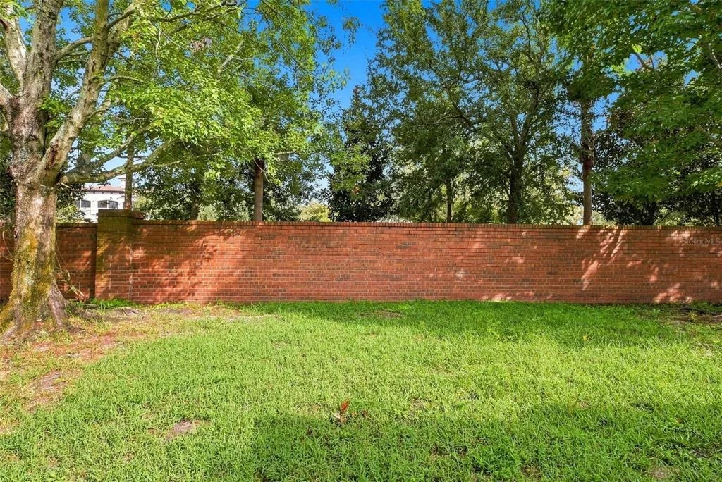 Photo of 929 LASCALA DRIVE