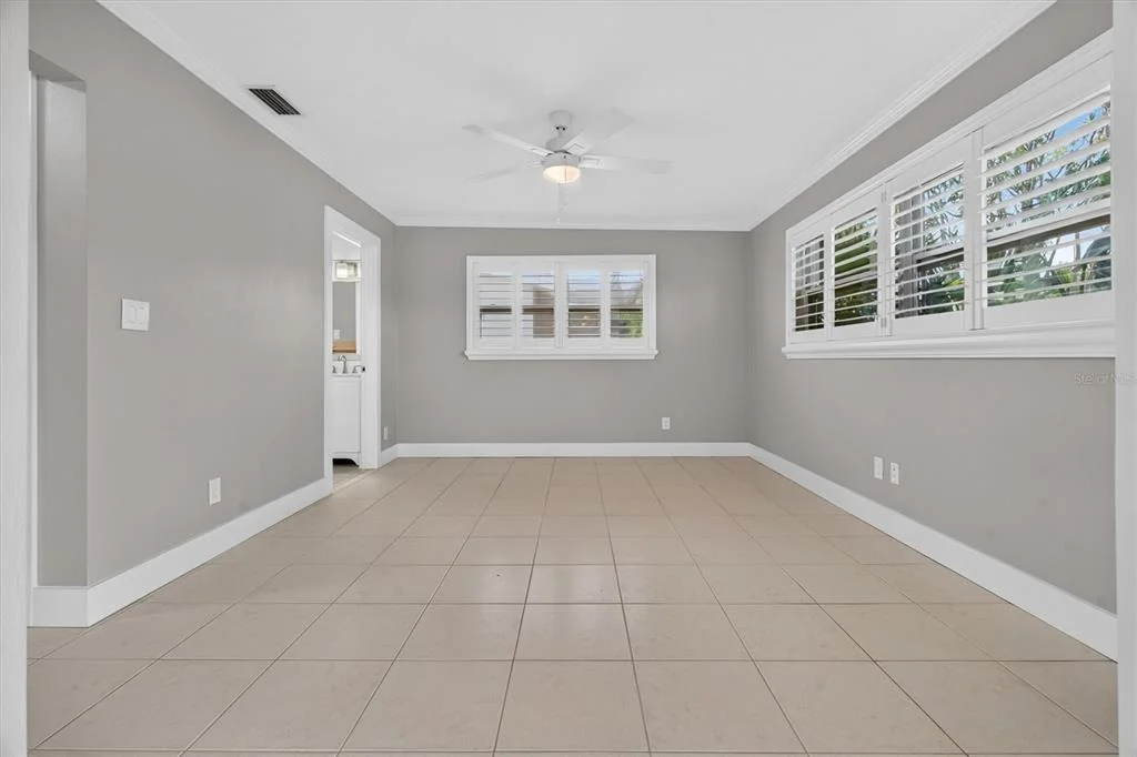 Photo of 541 LILLIAN DRIVE