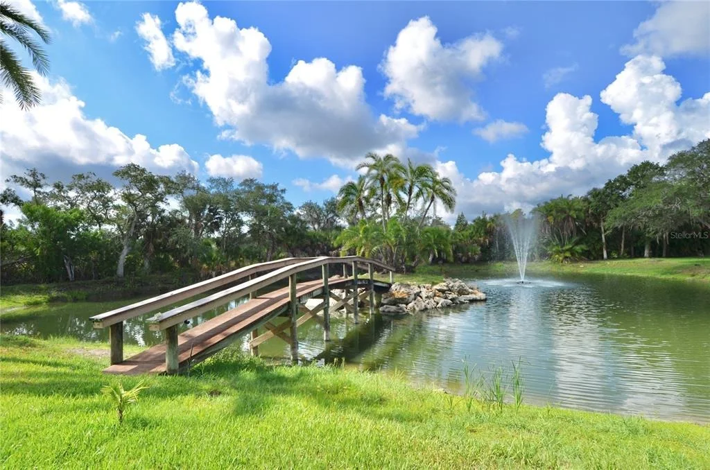 Photo of 630 N RIVER ROAD