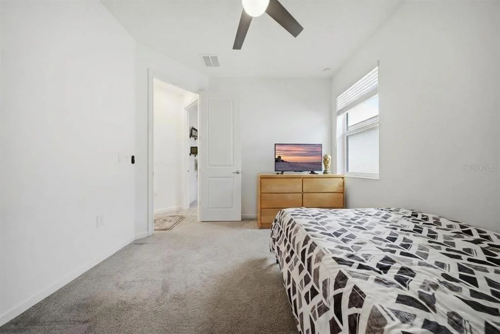 Photo of 17932 PASSIONFLOWER CIRCLE