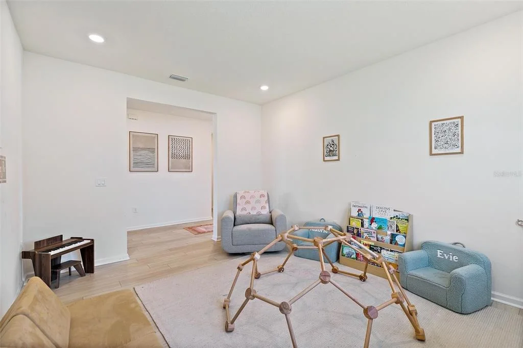 Photo of 71 SANTOS LANE