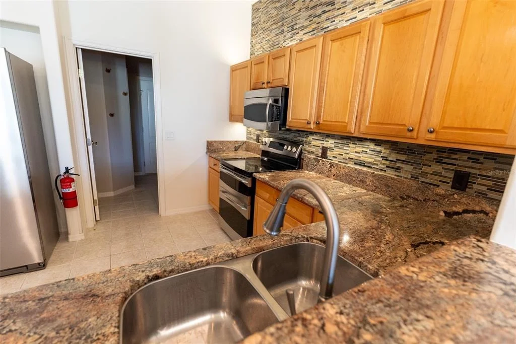 Photo of 4818 SE 11TH PLACE