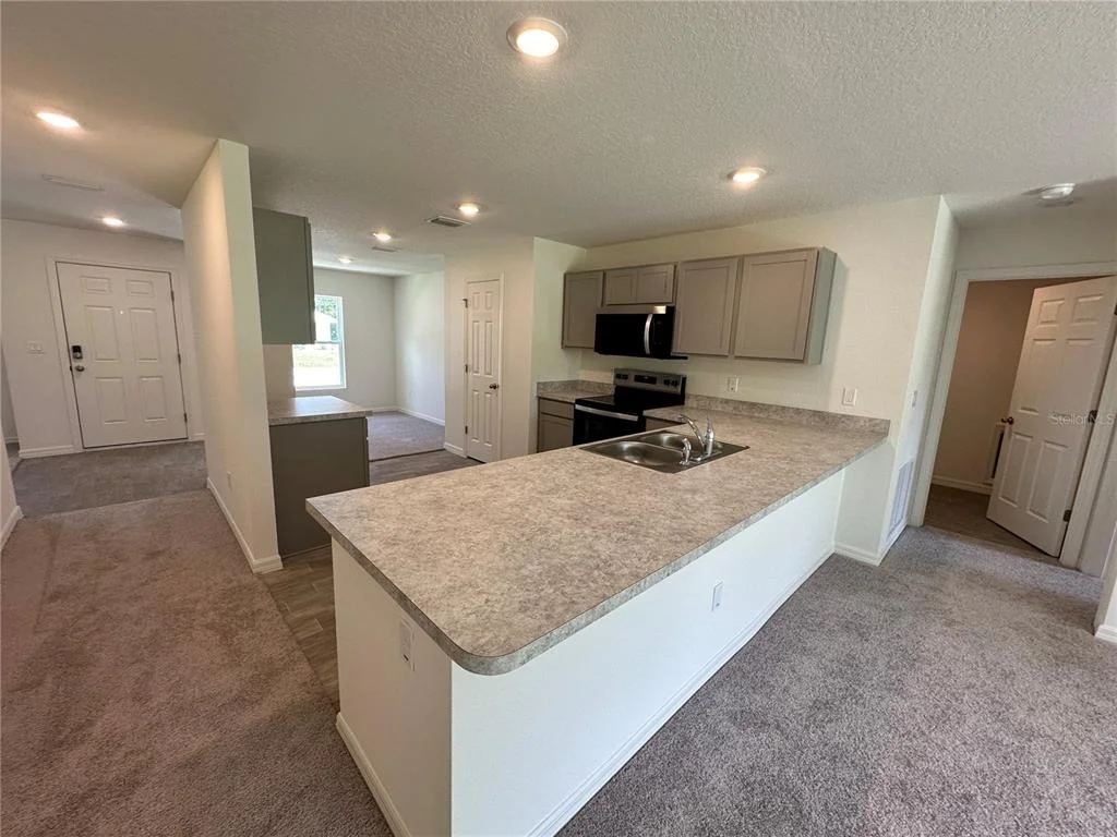 Photo of 48 RIPPLING BROOK DRIVE