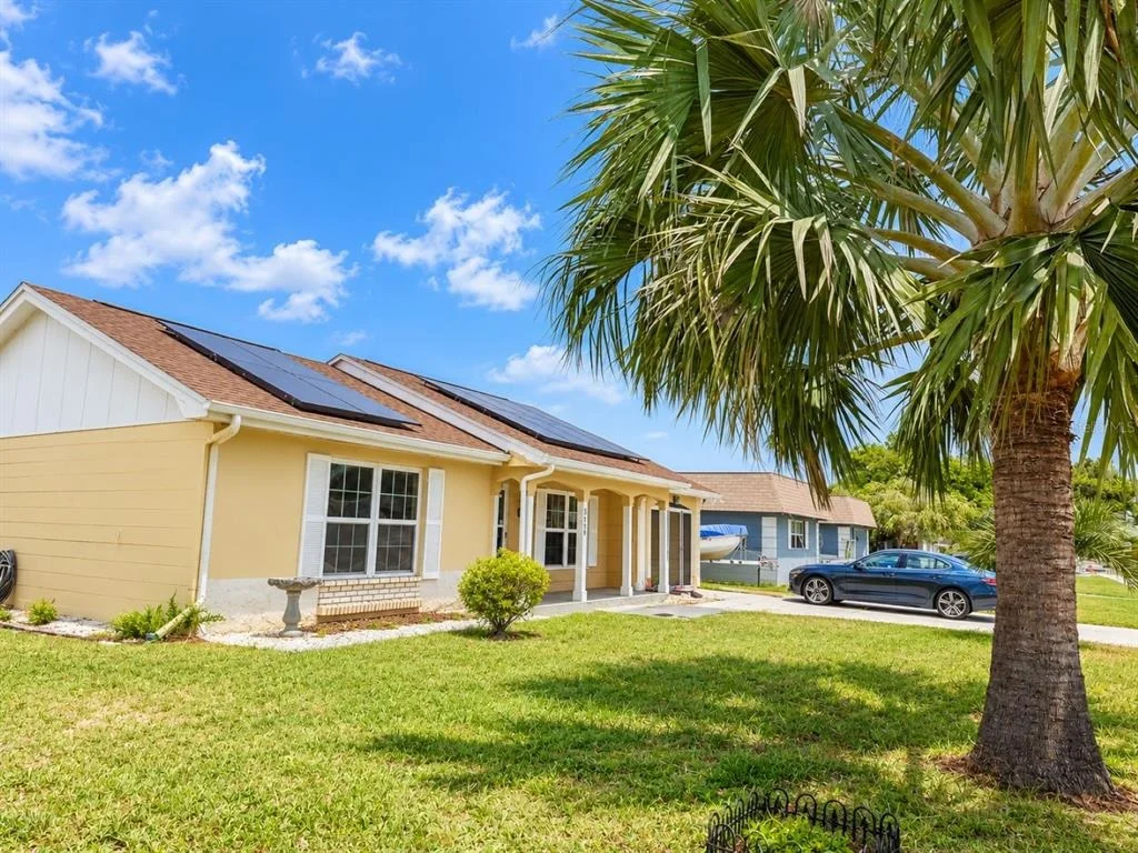 Photo of 3153 MOOG ROAD