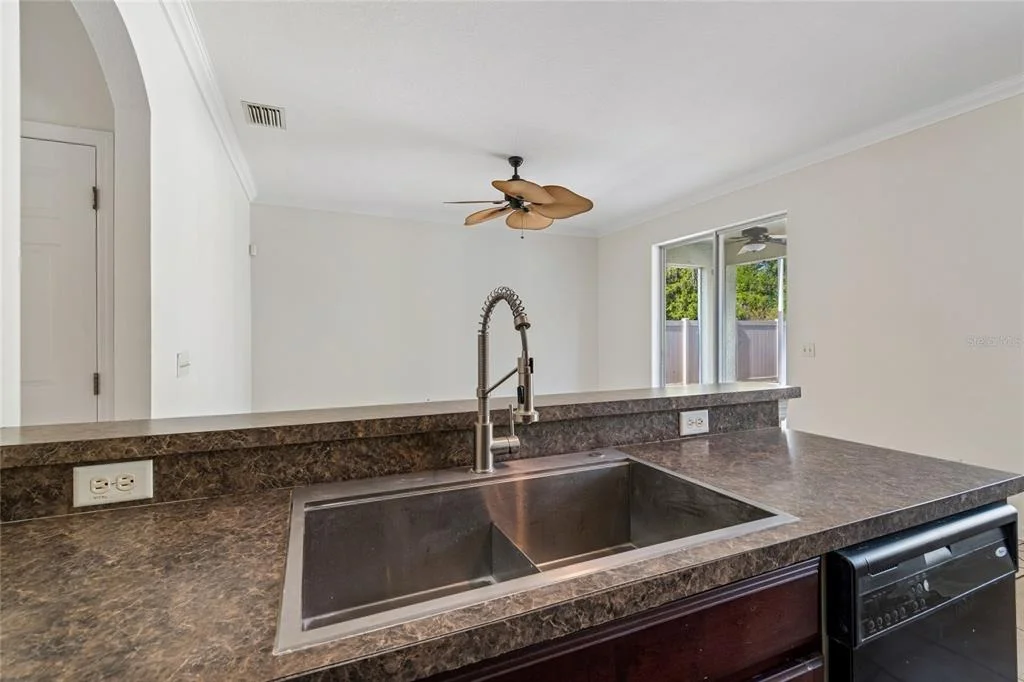 Photo of 915 WINDTON OAK DRIVE